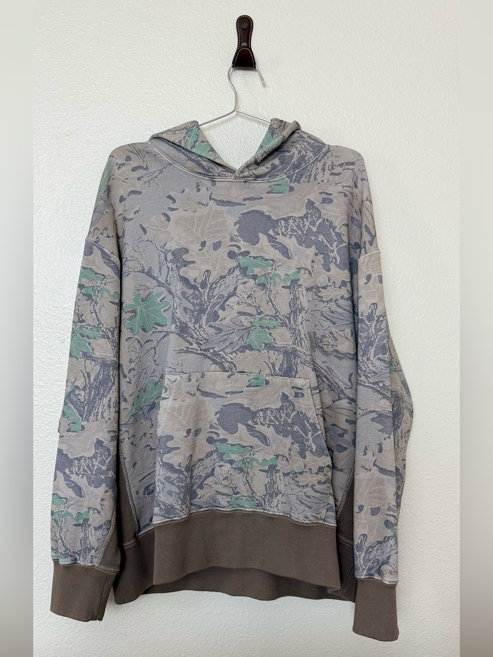Yeezy Season 4 Size M